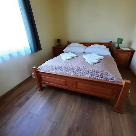 Pensión Agnes Vendeghaz